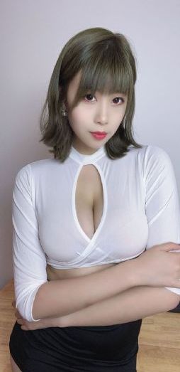 美女福利在线视频_超清版蓝光版中文字幕包