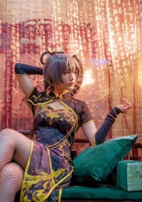 扶着表妺的腰猛烈冲刺_高清神马在线观看